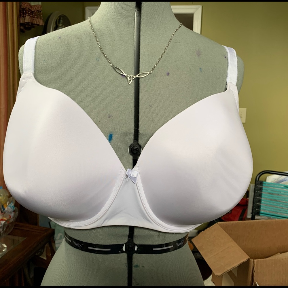 ****SOLD****Torrid Curves Bra 40H